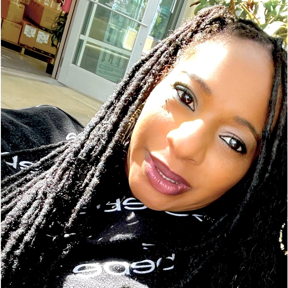 Meet your Posher, Trina